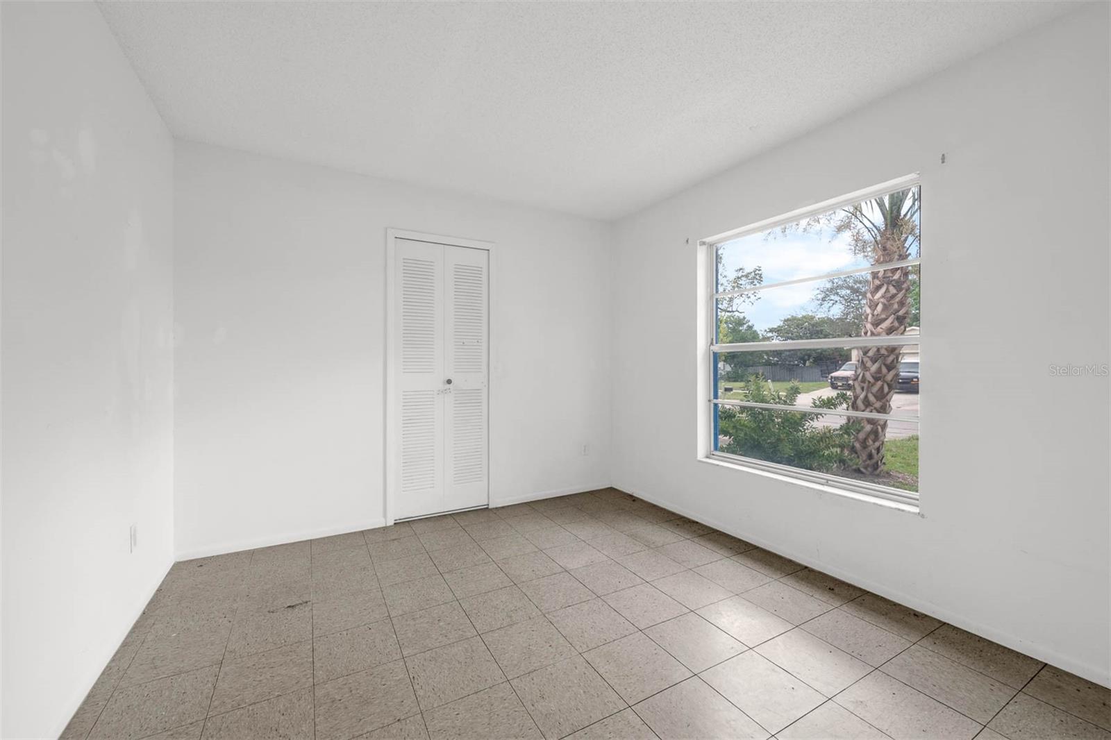 Image 21 of 36 For 881 Kimball Drive