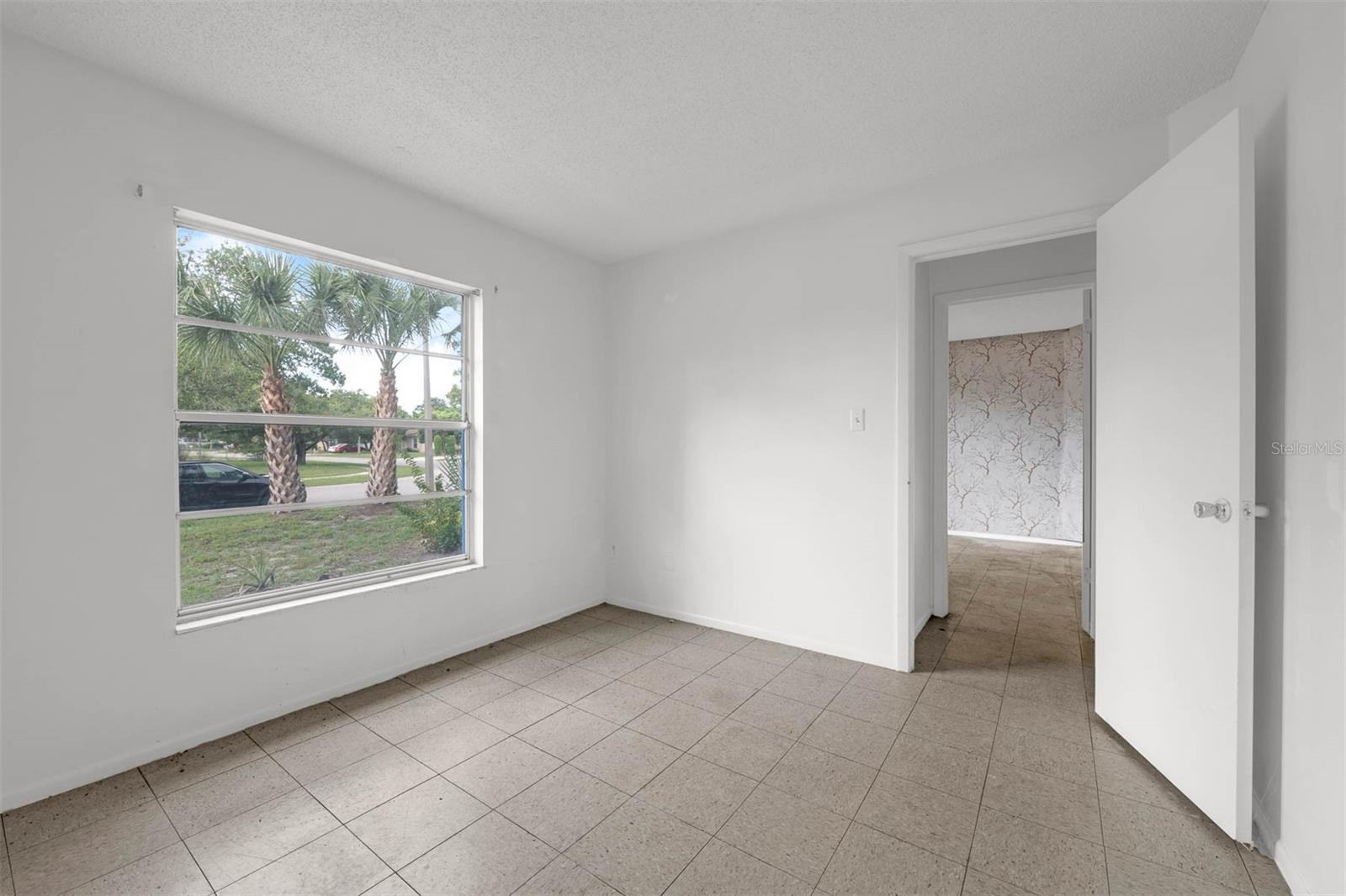 Image 22 of 36 For 881 Kimball Drive