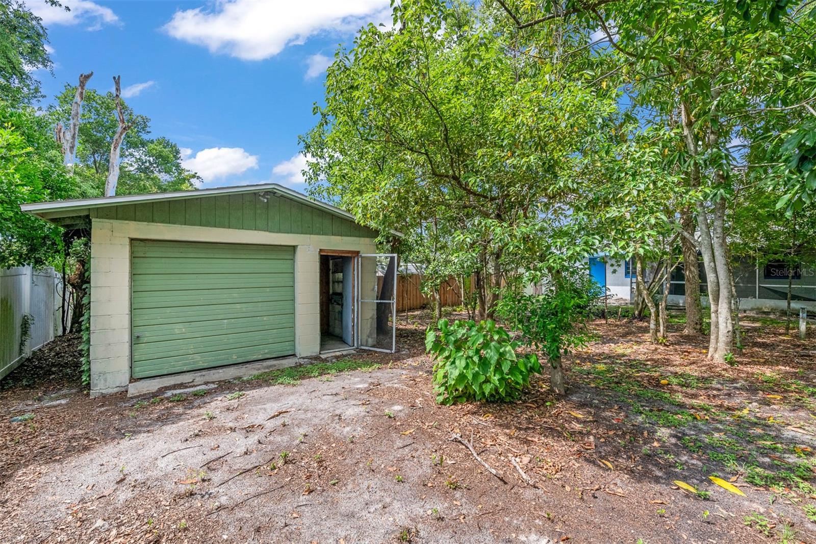 Image 33 of 36 For 881 Kimball Drive