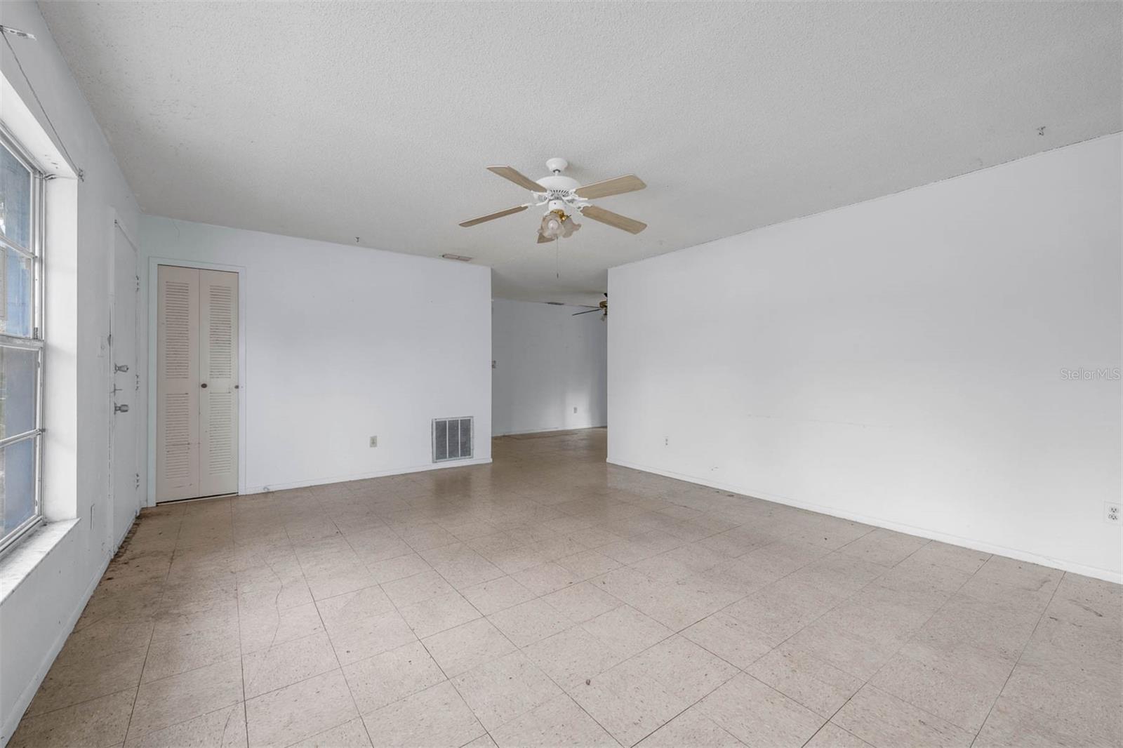 Image 5 of 36 For 881 Kimball Drive