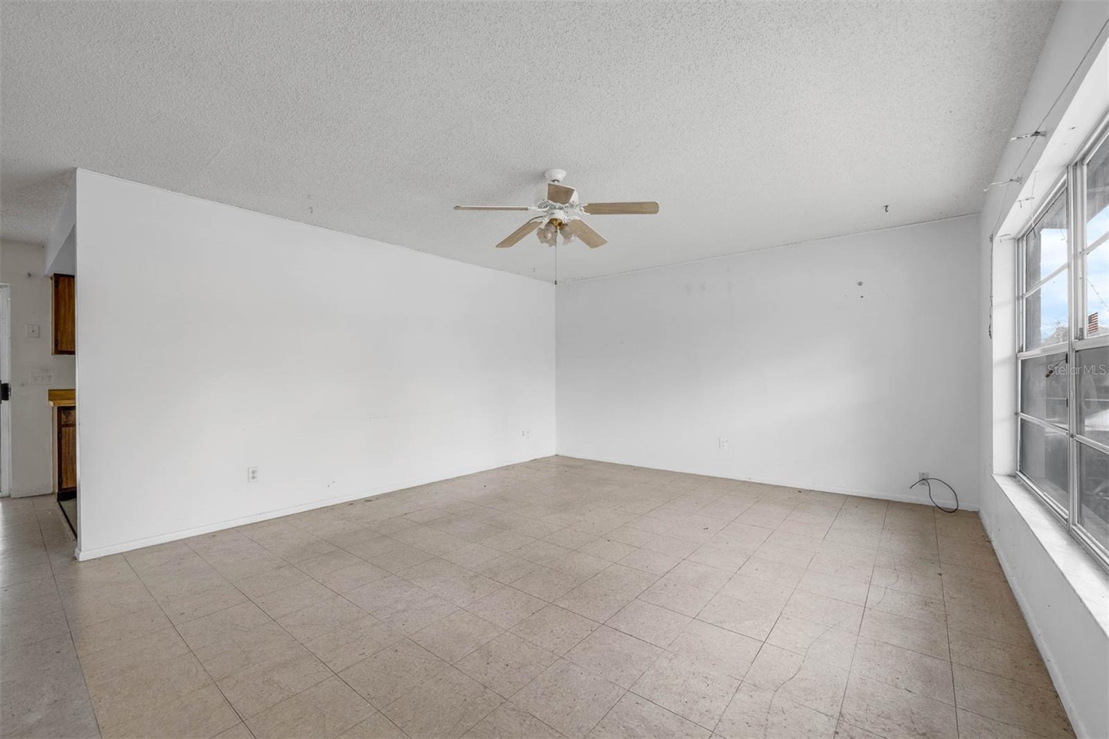 Image 6 of 36 For 881 Kimball Drive