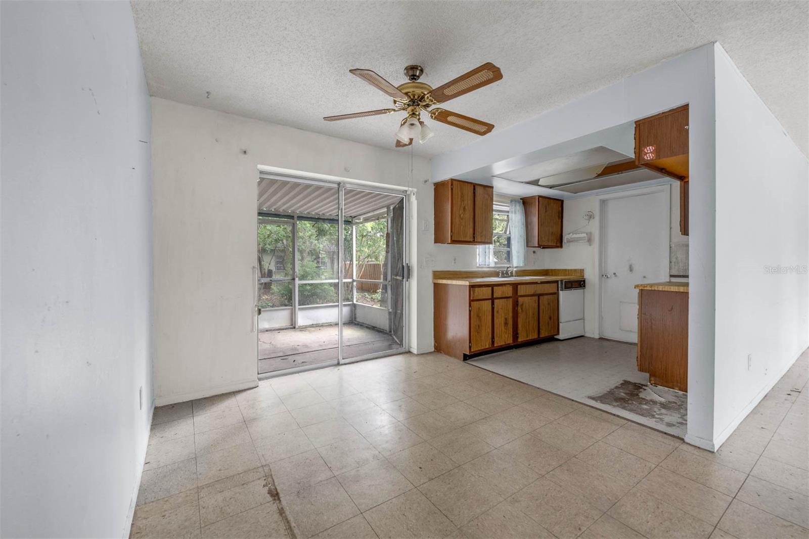Image 8 of 36 For 881 Kimball Drive