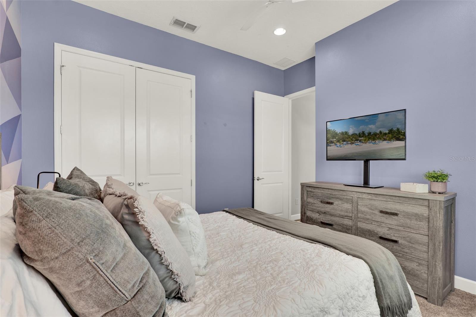 Image 36 of 62 For 14085 Mcfadden Lane