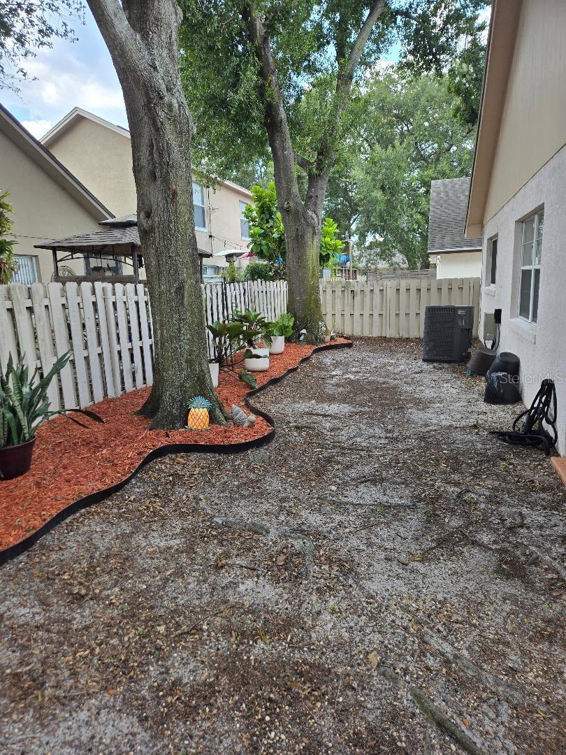 Image 18 of 21 For 4026 Montara Court