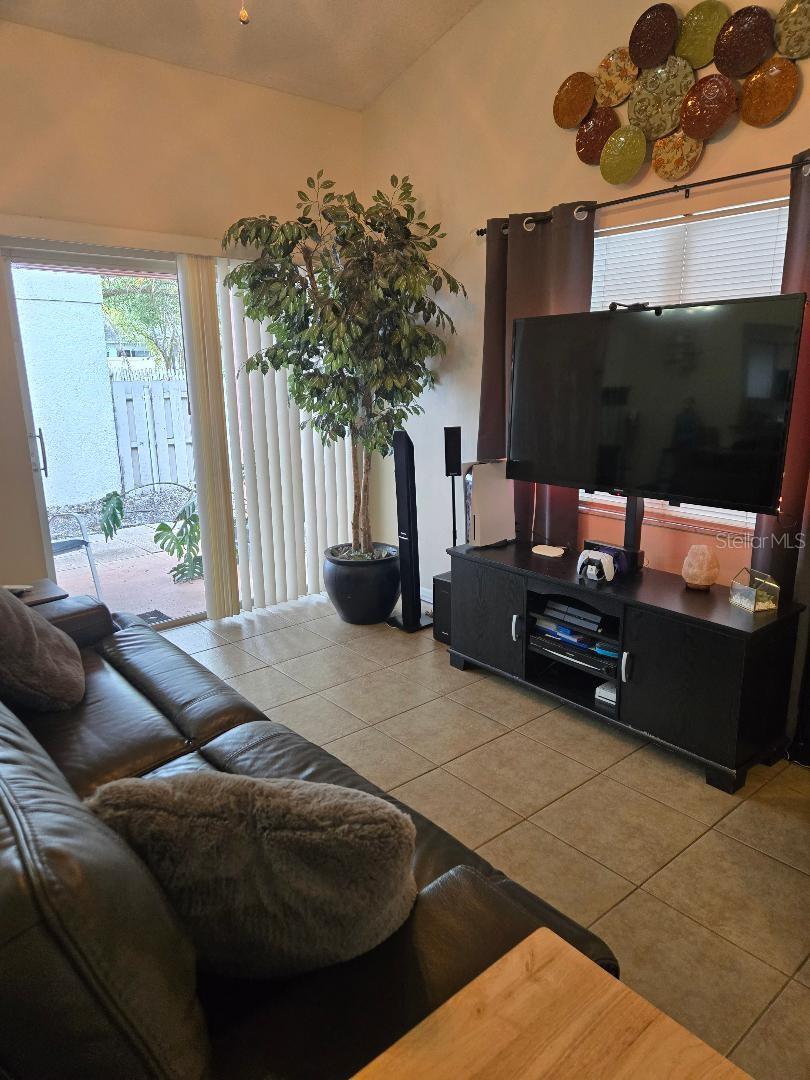 Image 5 of 21 For 4026 Montara Court