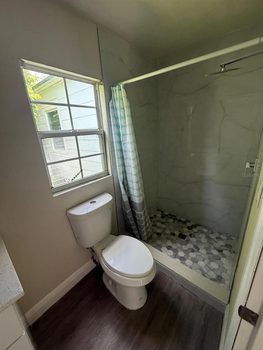 Image 7 of 8 For 2011 Cornell Avenue 2