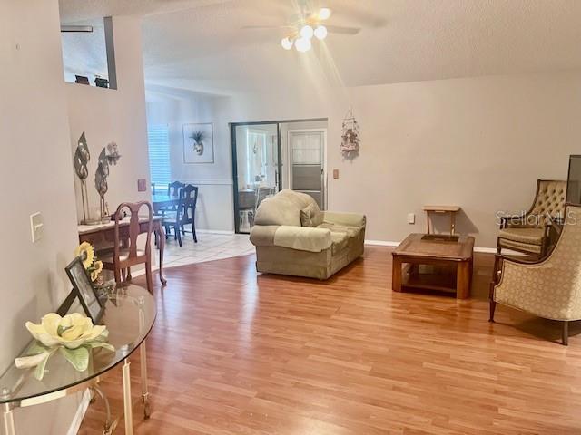 Image 14 of 39 For 1620 Sunburst Way