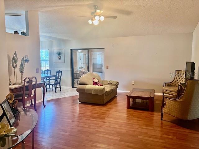 Image 26 of 39 For 1620 Sunburst Way