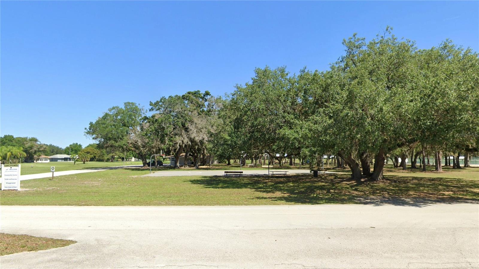Image 4 of 15 For 7416 Spring Court