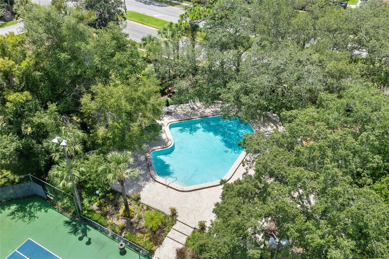 Image 18 of 19 For 358 Winchester Court