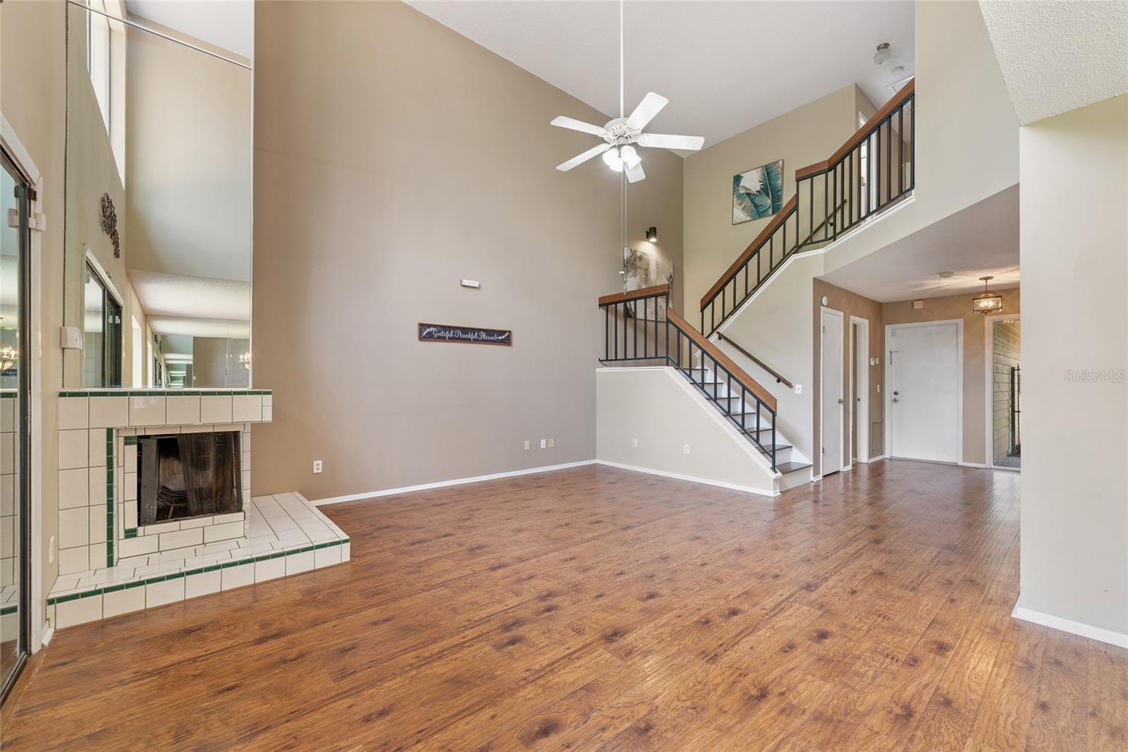 Image 4 of 19 For 358 Winchester Court