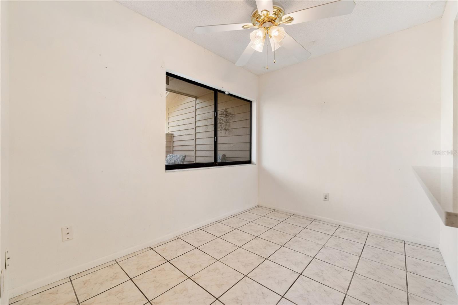 Image 8 of 19 For 358 Winchester Court