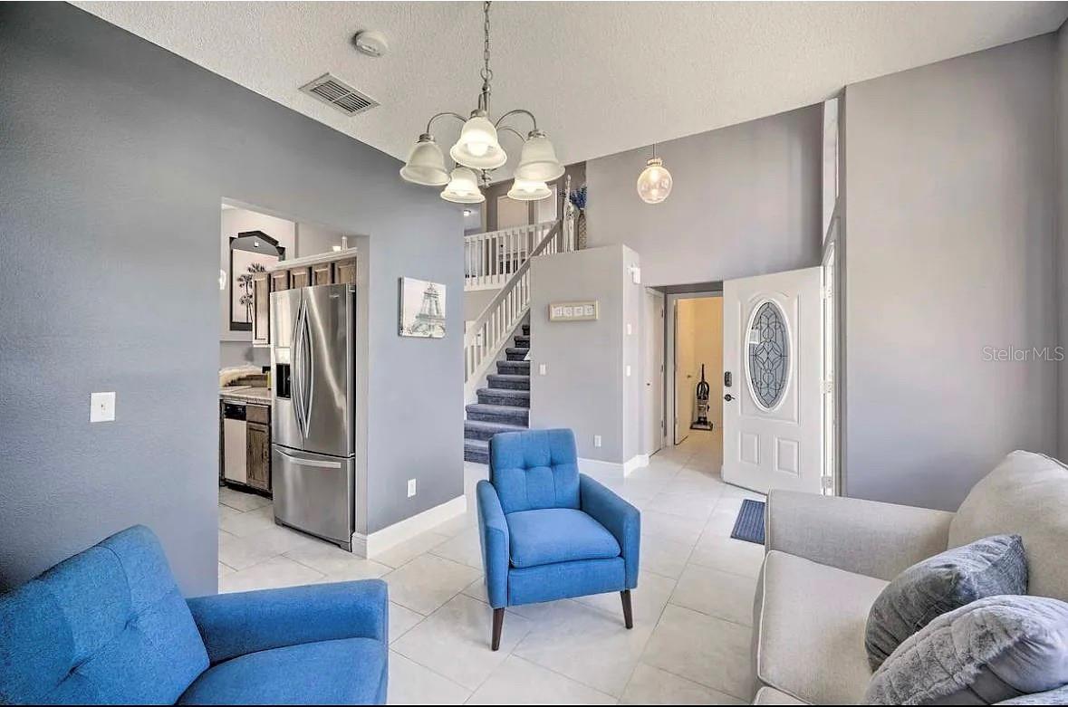 Image 3 of 14 For 8613 Primrose Drive