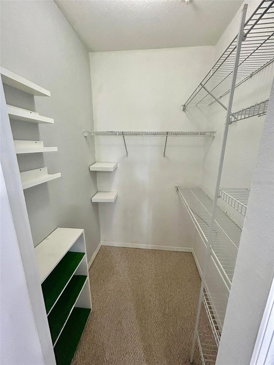 Image 11 of 20 For 6137 Metrowest Boulevard 304