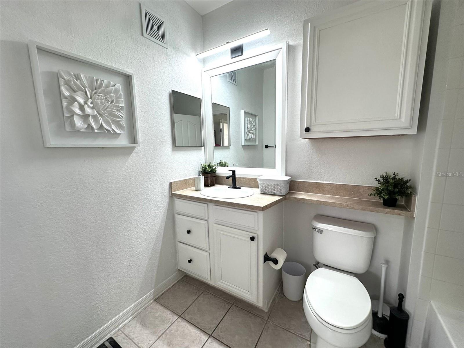 Image 12 of 20 For 6137 Metrowest Boulevard 304