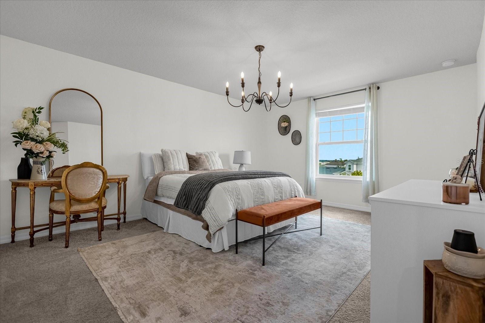 Image 13 of 40 For 17027 Crestmont Boulevard