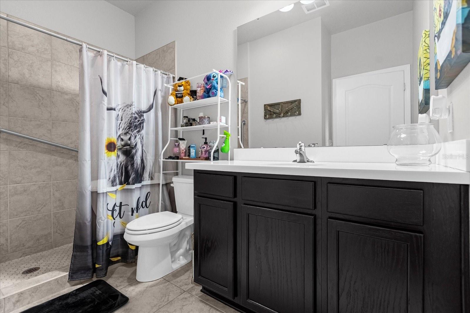 Image 30 of 40 For 17027 Crestmont Boulevard