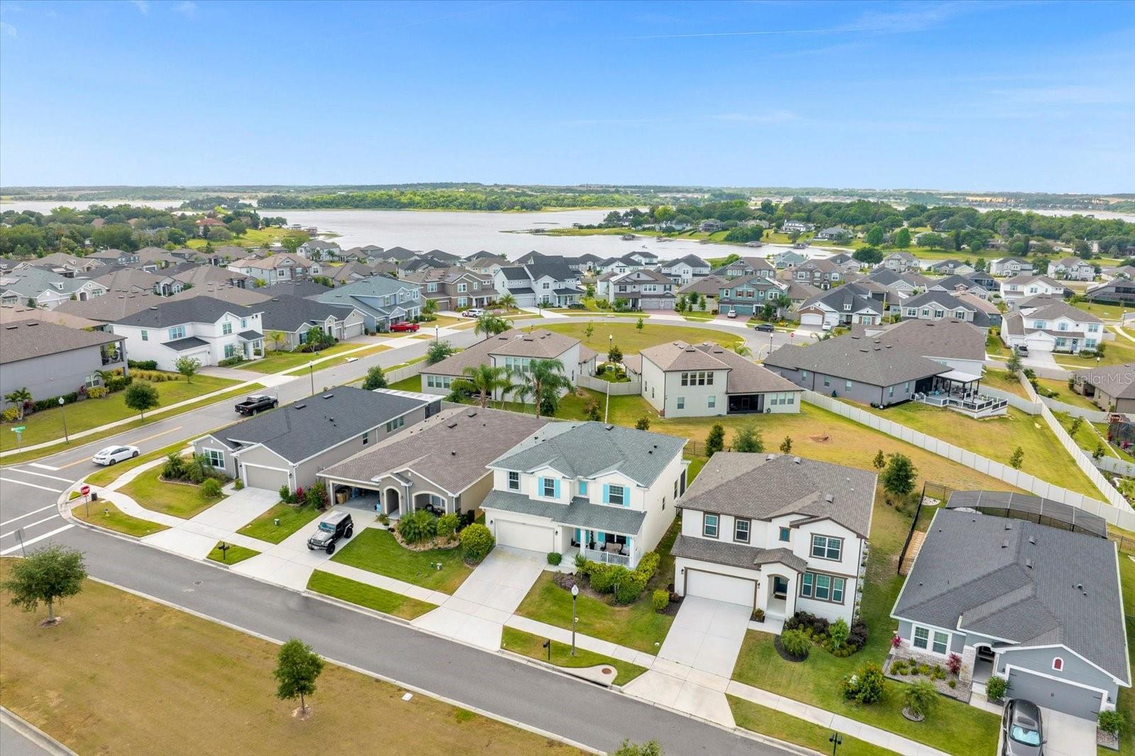 Image 39 of 40 For 17027 Crestmont Boulevard