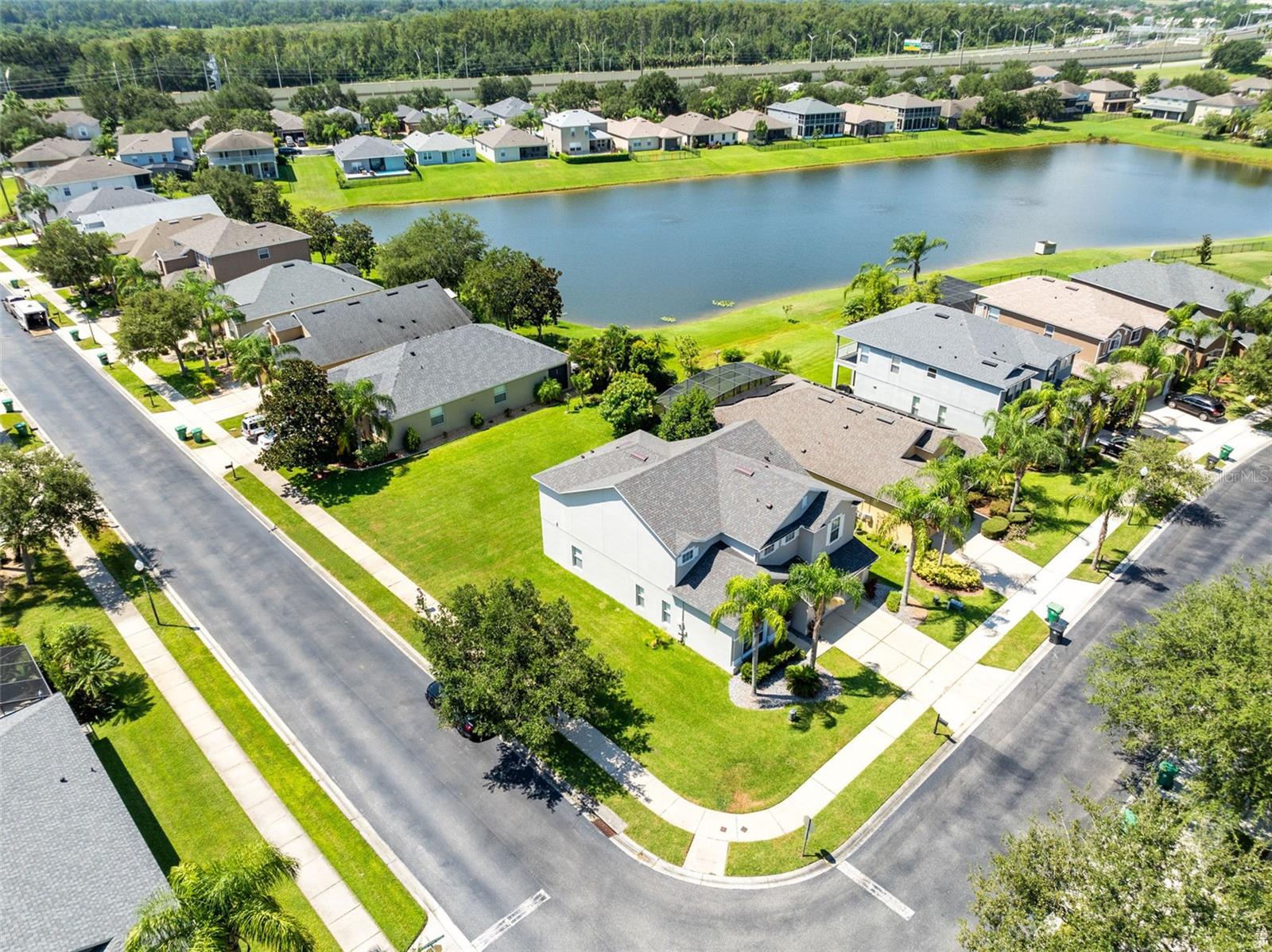 Image 3 of 47 For 2510 Black Lake Boulevard