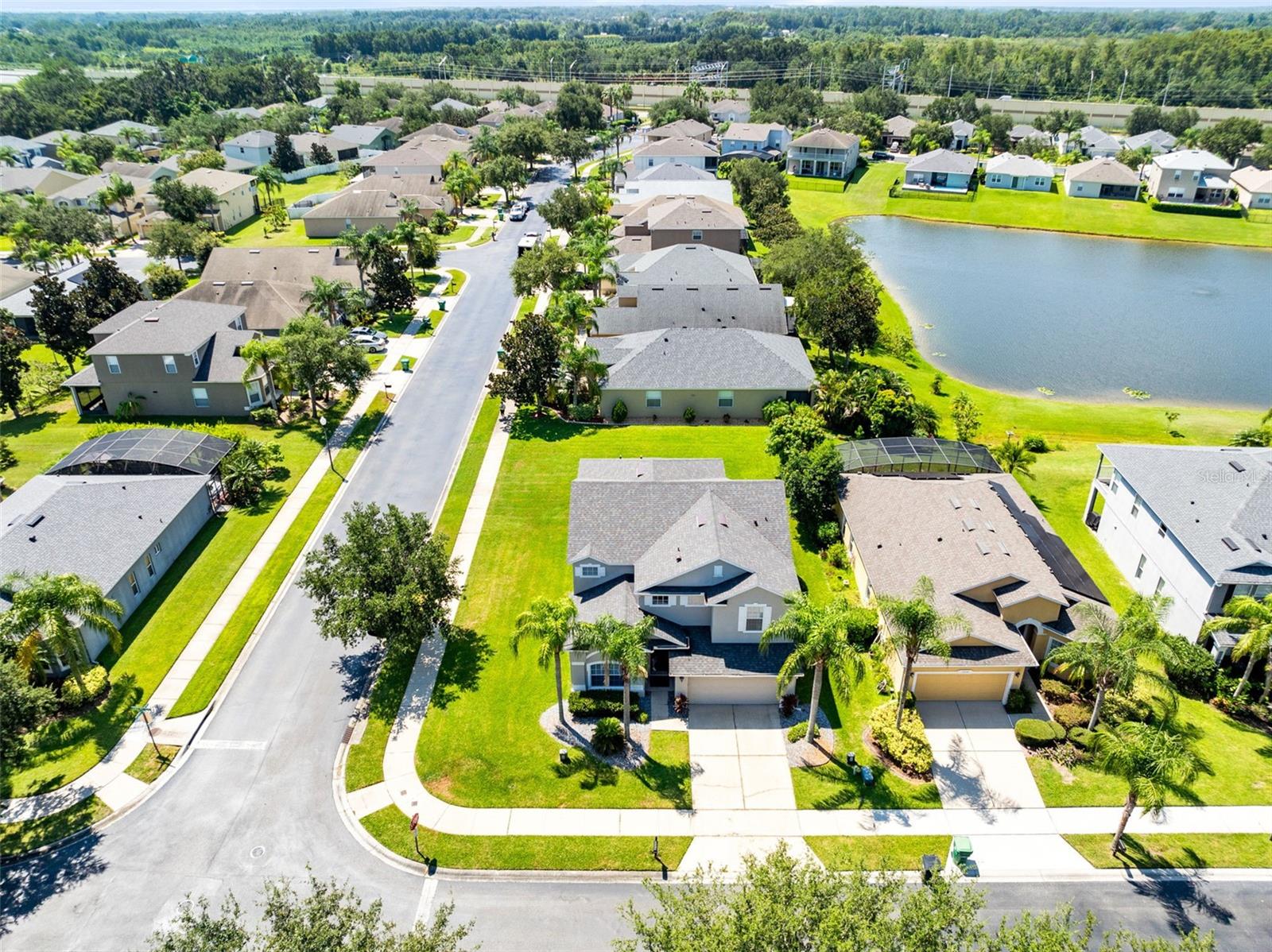Image 33 of 47 For 2510 Black Lake Boulevard