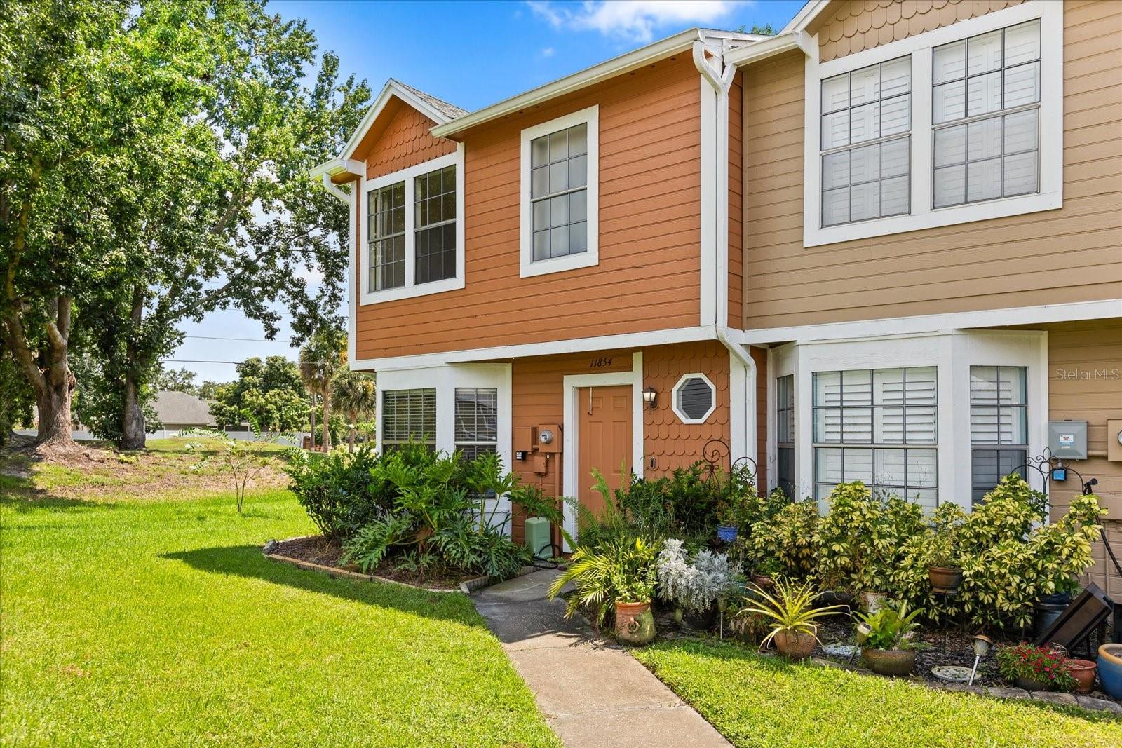 Image 2 of 35 For 11854 Mintwood Court