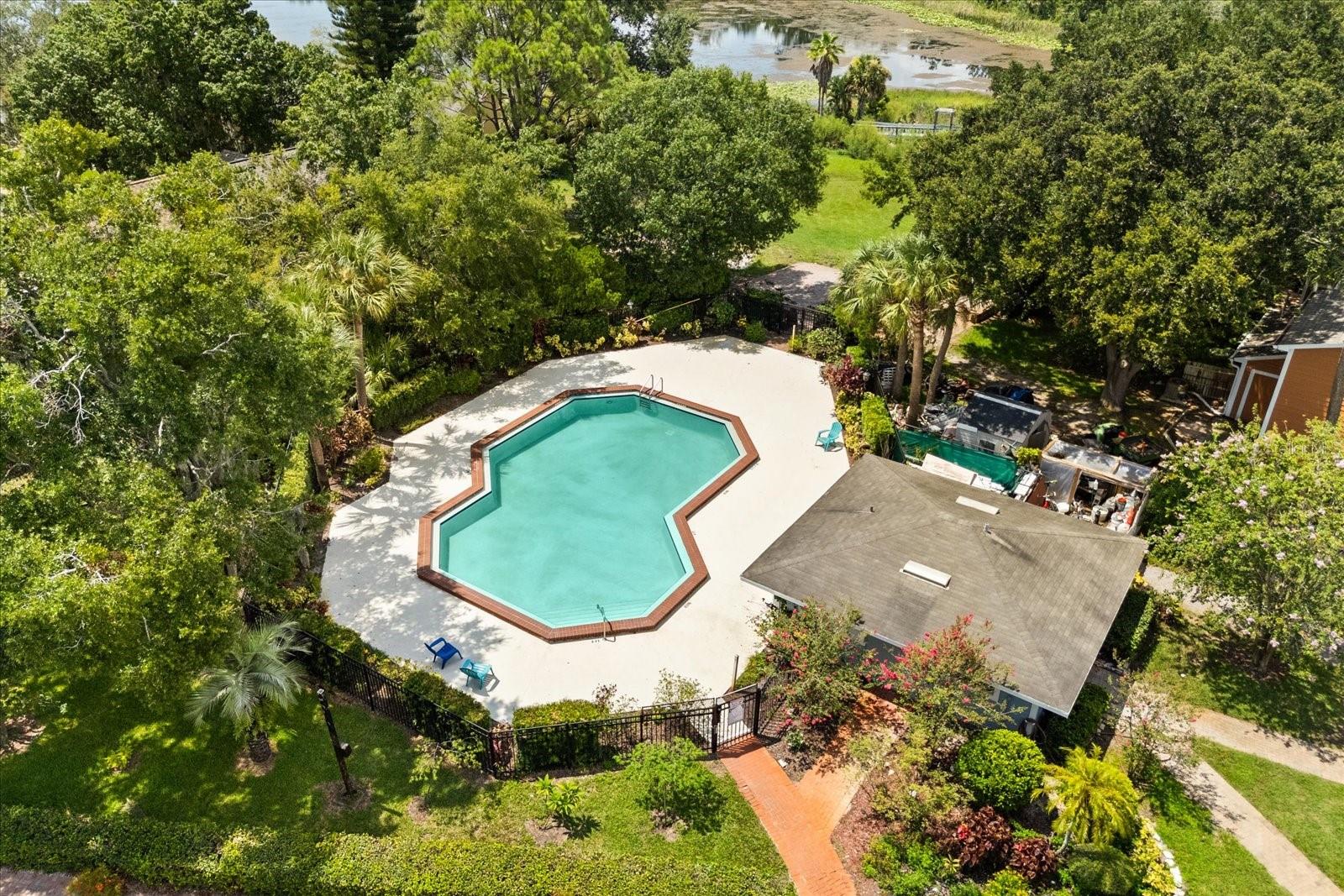 Image 28 of 35 For 11854 Mintwood Court