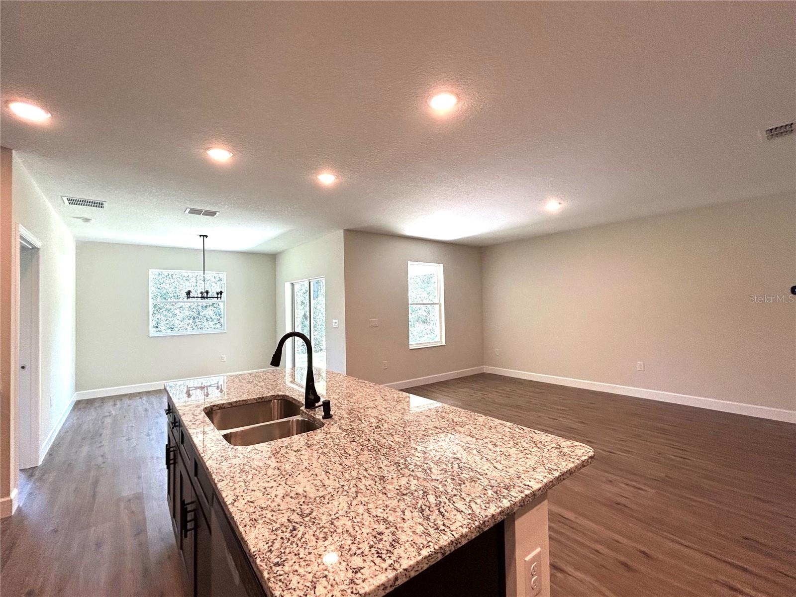 Image 6 of 21 For 8528 Capilla Street