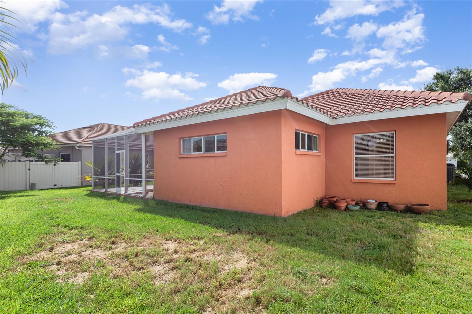 Image 21 of 24 For 7118 42nd Court E