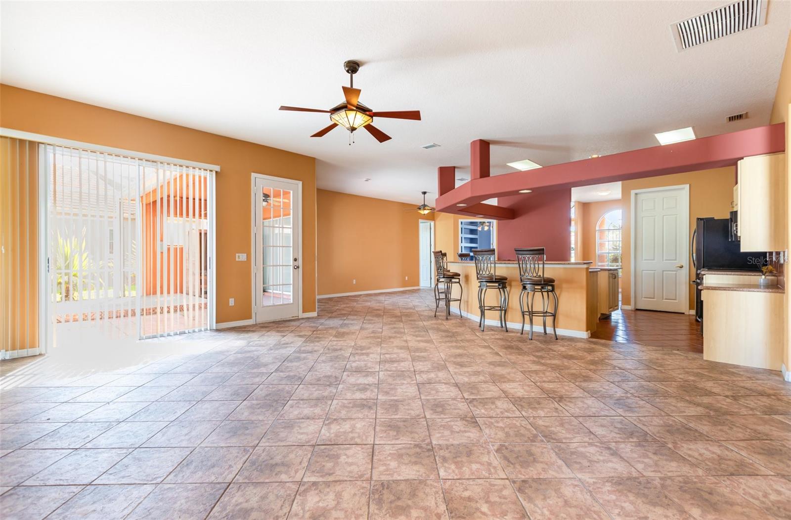Image 4 of 19 For 7118 42nd Court E