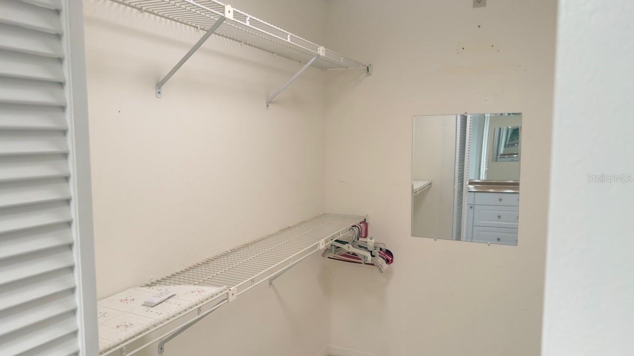 Image 12 of 26 For 4765 Oak Forest Drive W 47