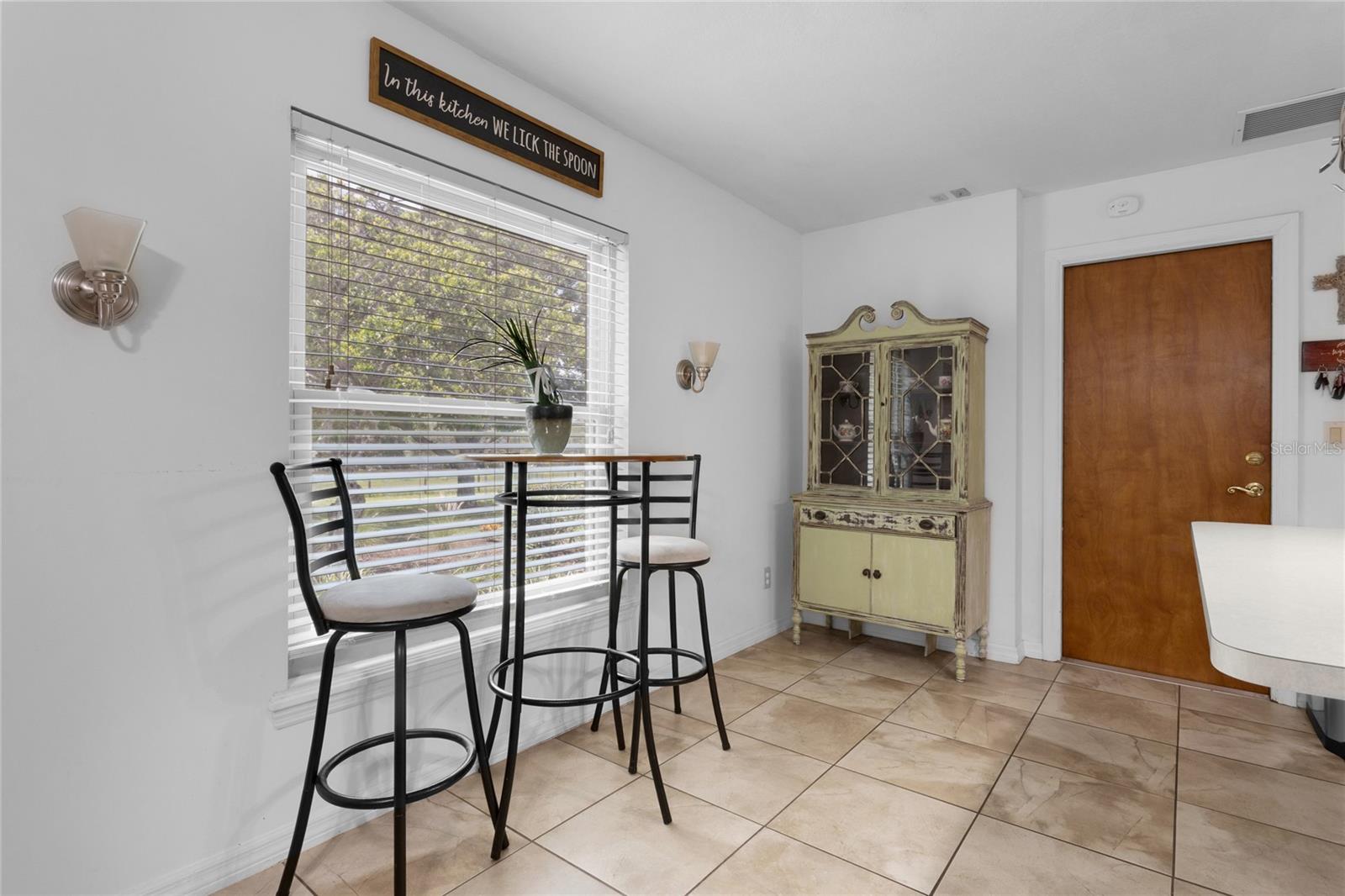 Image 10 of 39 For 23210 Brouwertown Road
