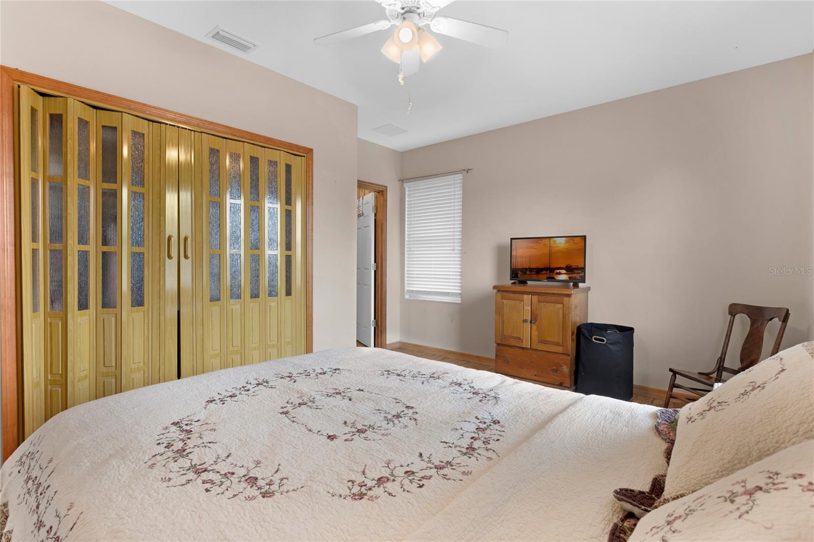 Image 11 of 39 For 23210 Brouwertown Road