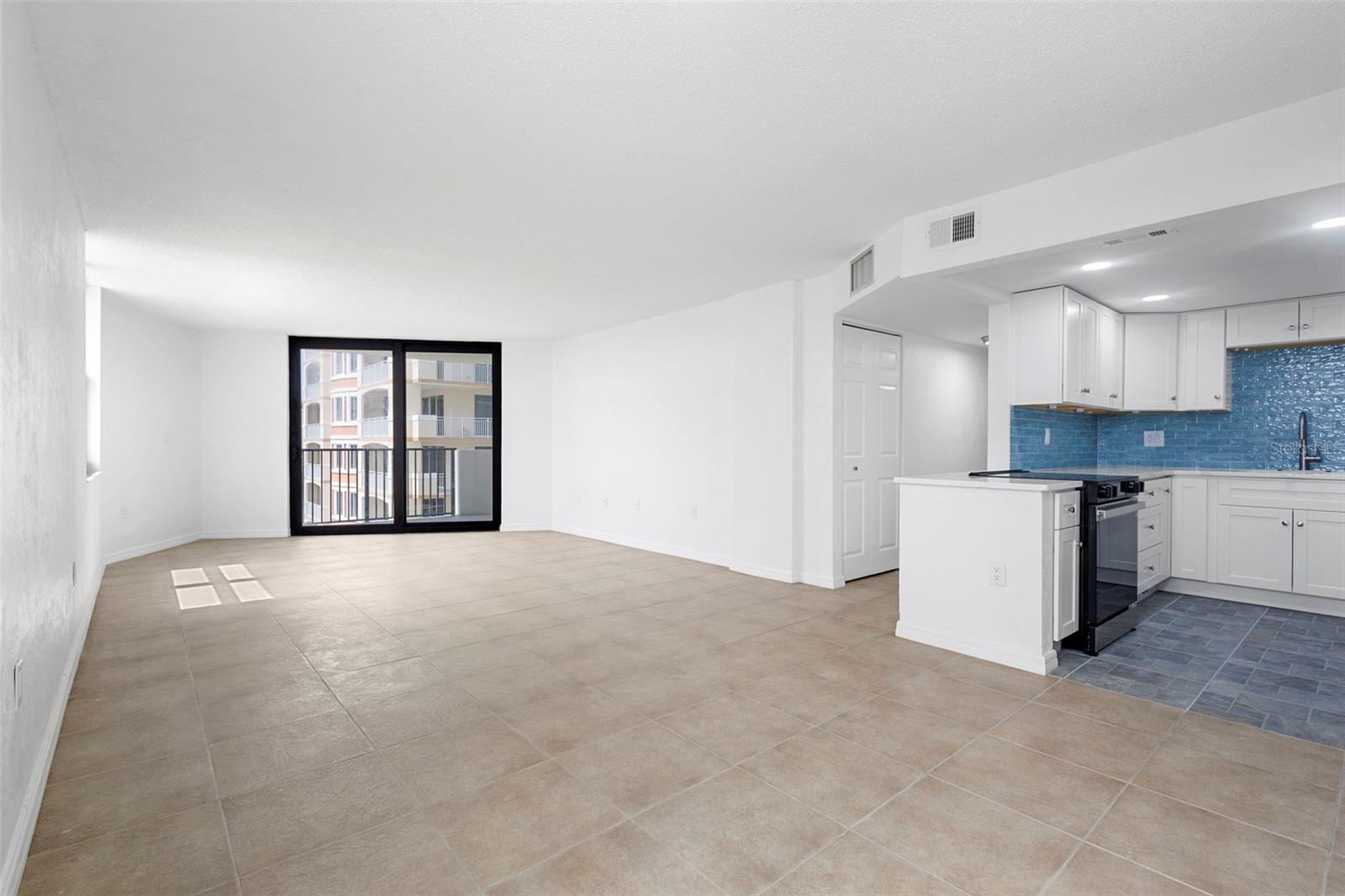 Image 41 of 50 For 1415 Ocean Shore Boulevard 511