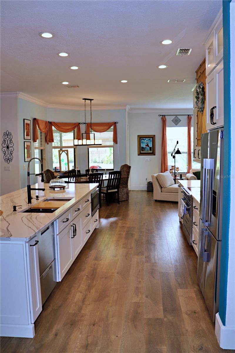 Image 21 of 77 For 890 Bella Viana Road