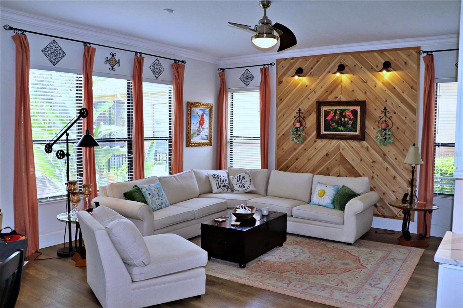 Image 32 of 77 For 890 Bella Viana Road