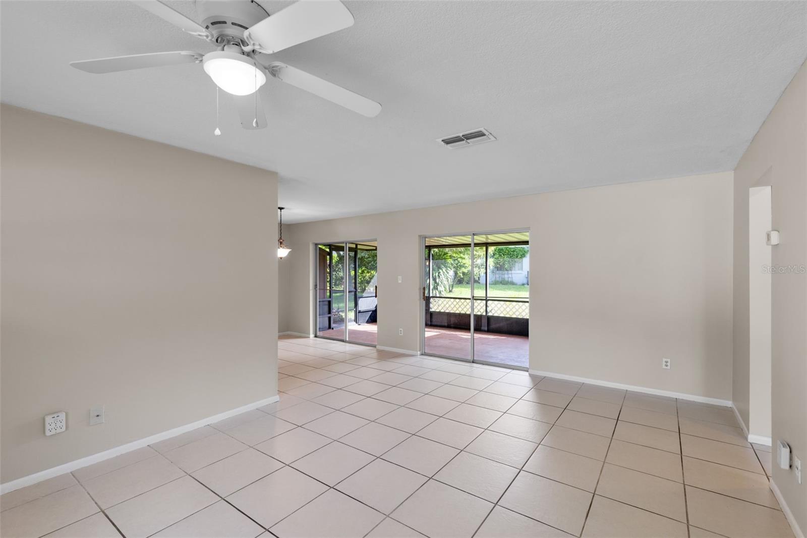 Image 19 of 36 For 5021 Loyola Lane