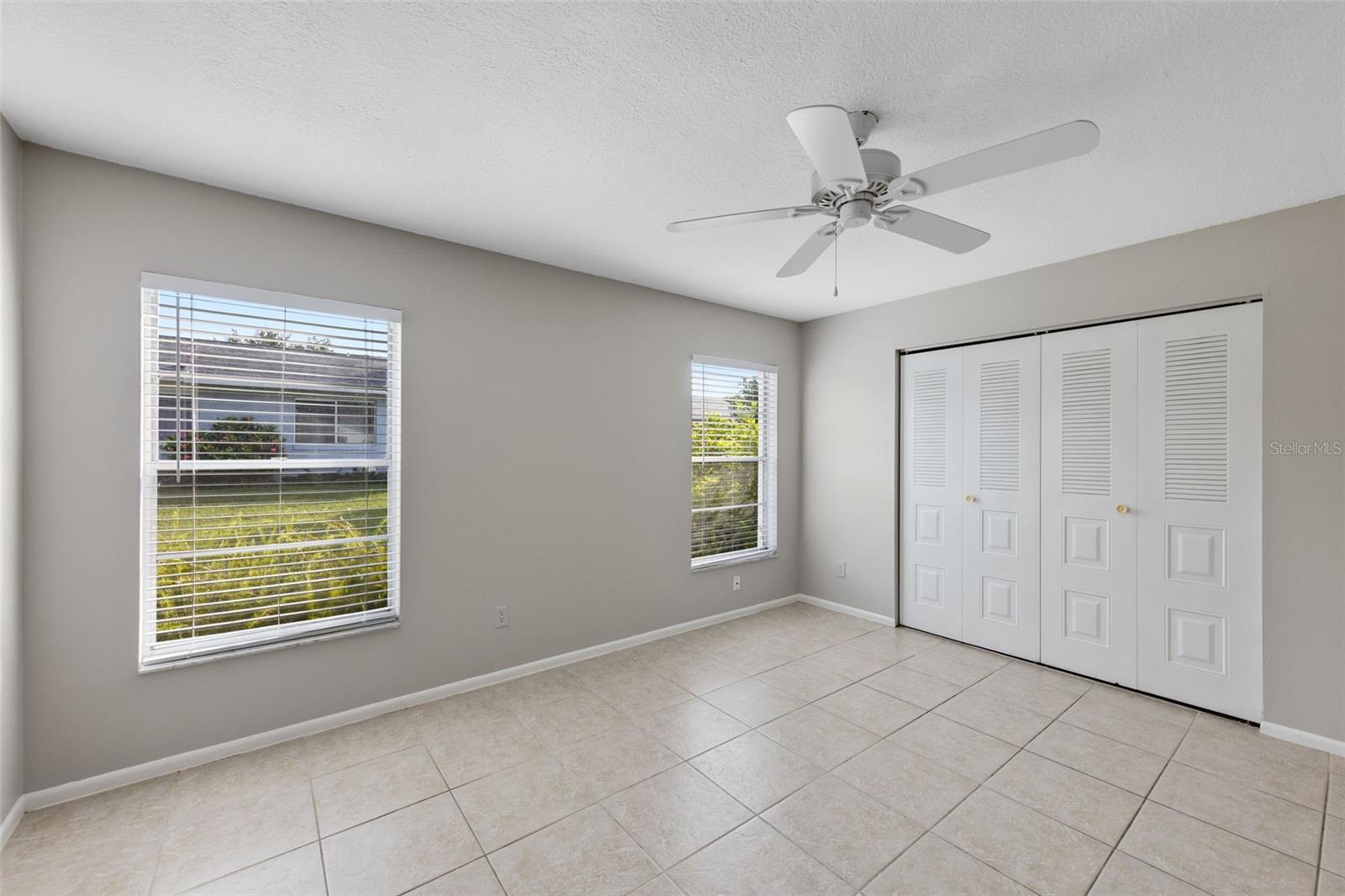 Image 21 of 36 For 5021 Loyola Lane