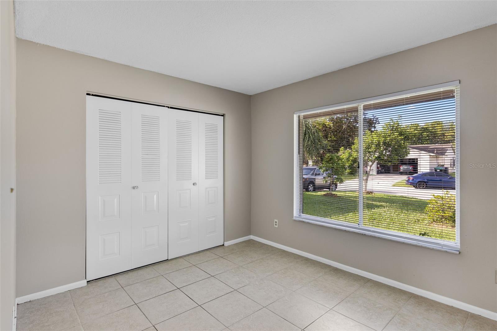 Image 24 of 36 For 5021 Loyola Lane