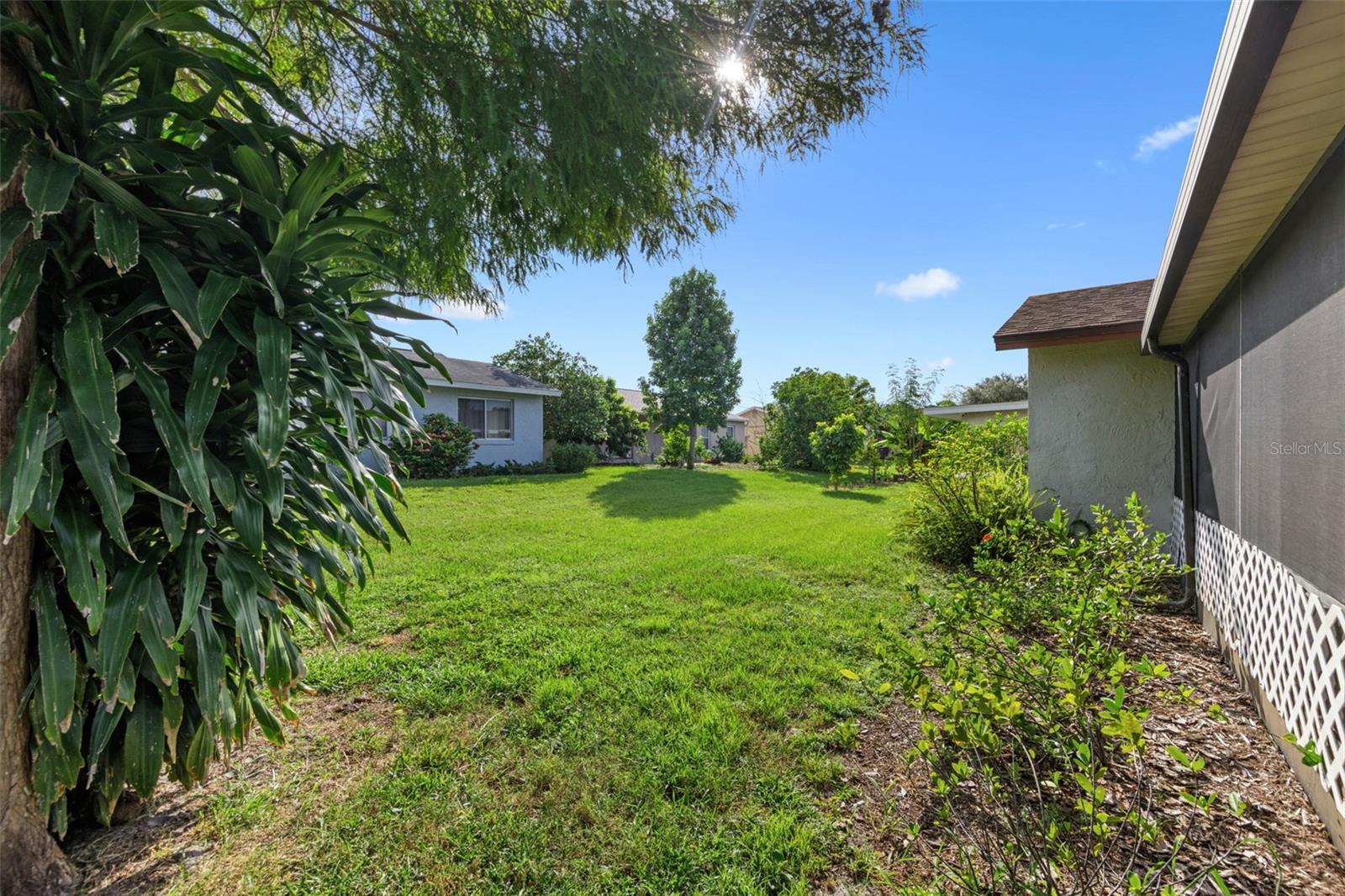 Image 31 of 36 For 5021 Loyola Lane