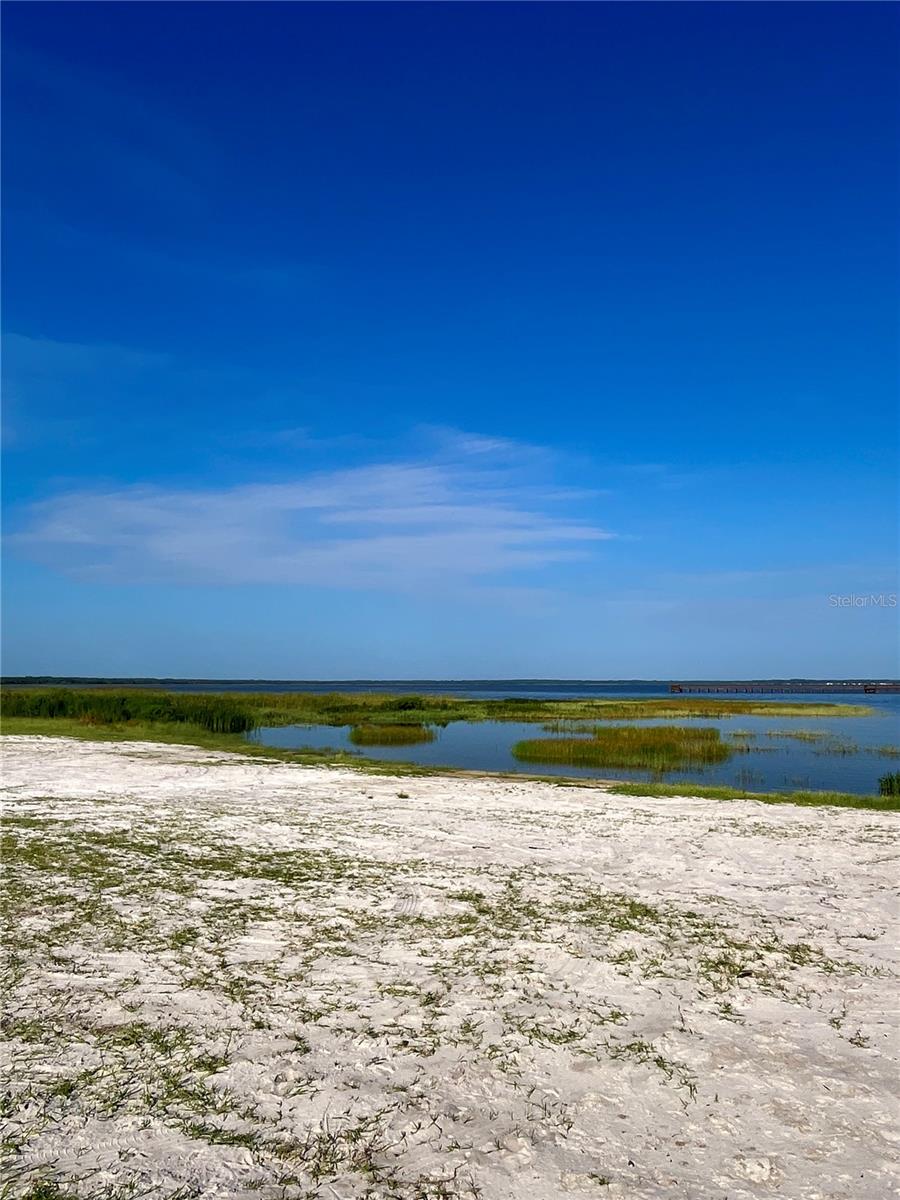 Image 18 of 25 For 0000 Bougainville Drive