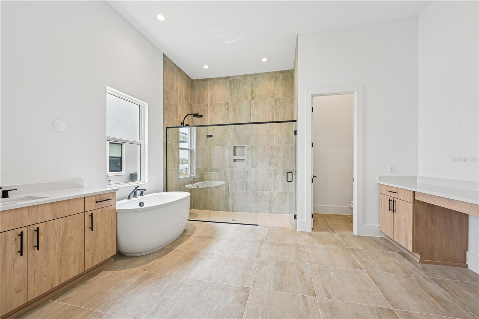 Image 3 of 10 For 9784 Laurel Berry Drive
