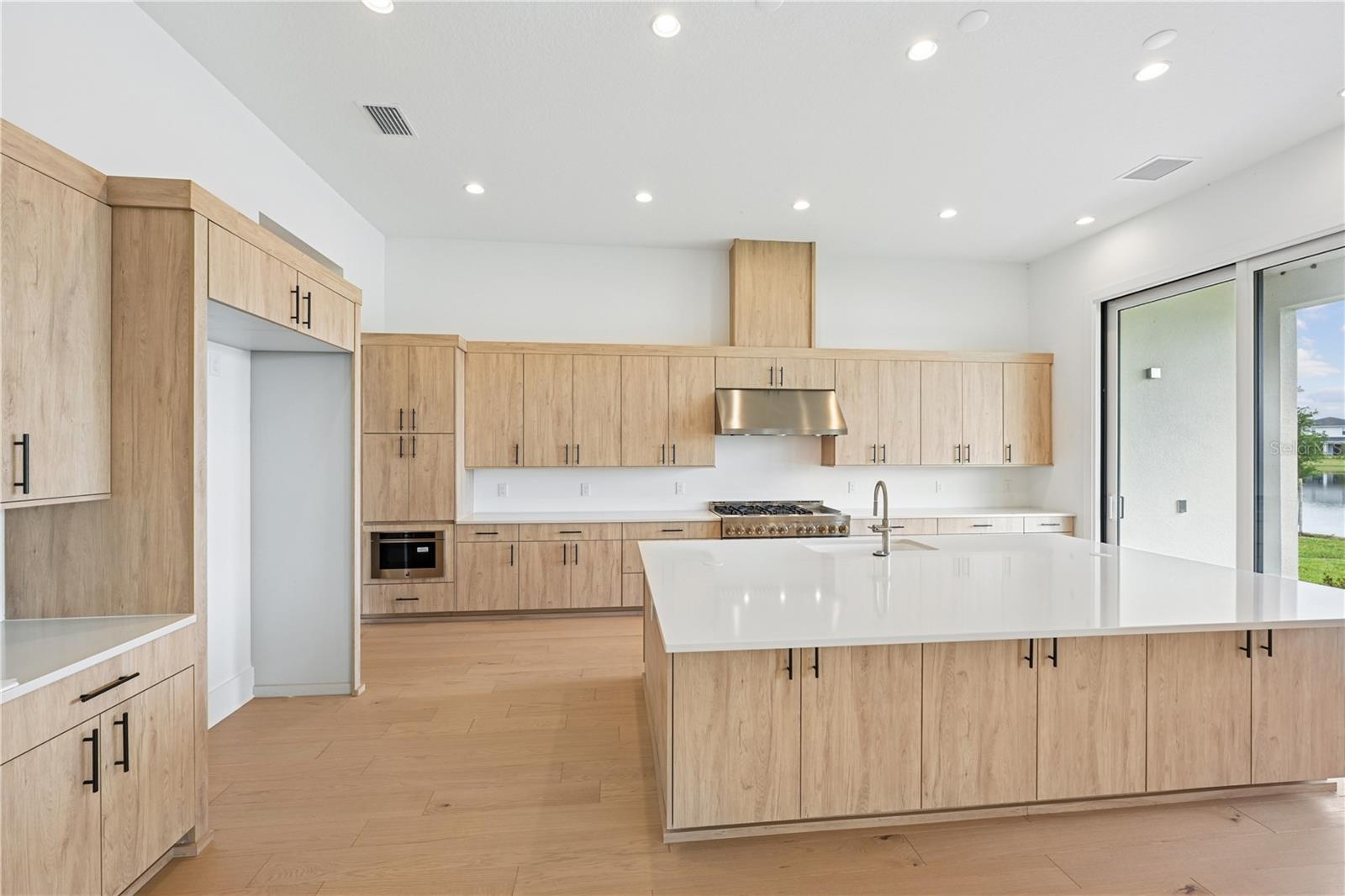 Image 6 of 10 For 9784 Laurel Berry Drive