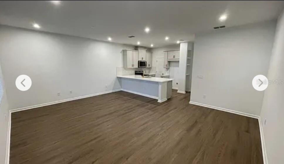Image 15 of 19 For 1382 Blumberg Boulevard