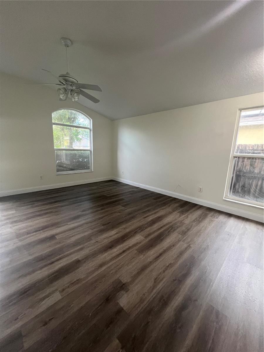 Image 5 of 24 For 1665 Slash Pine Place