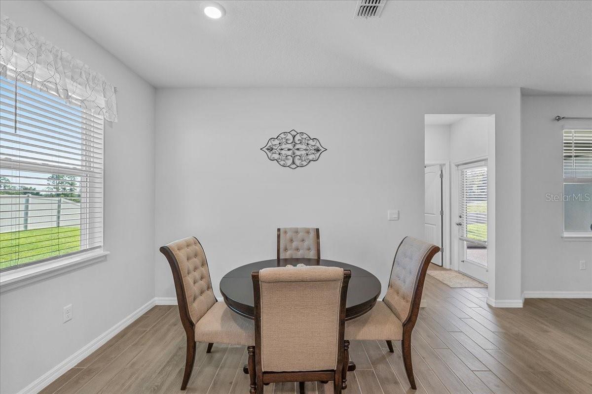 Image 12 of 49 For 3581 Keyworth Street