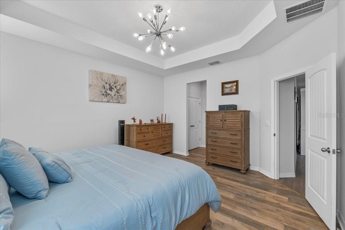 Image 21 of 49 For 3581 Keyworth Street