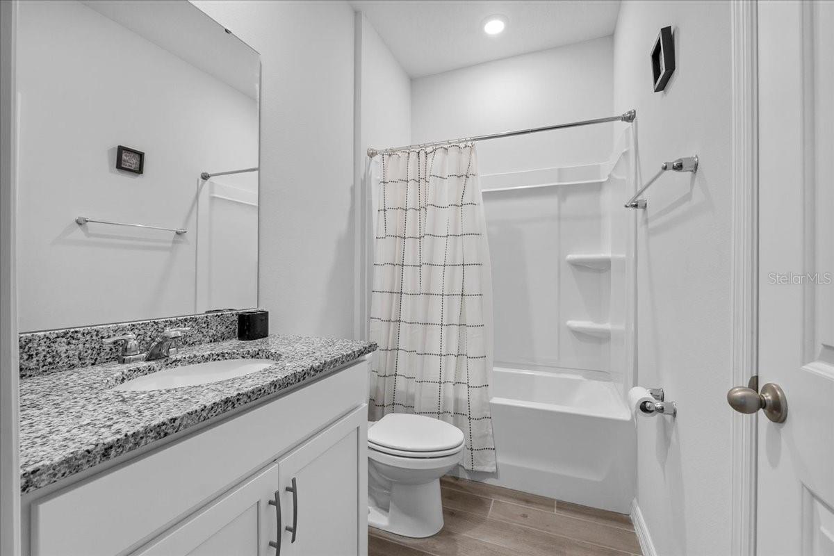 Image 34 of 49 For 3581 Keyworth Street