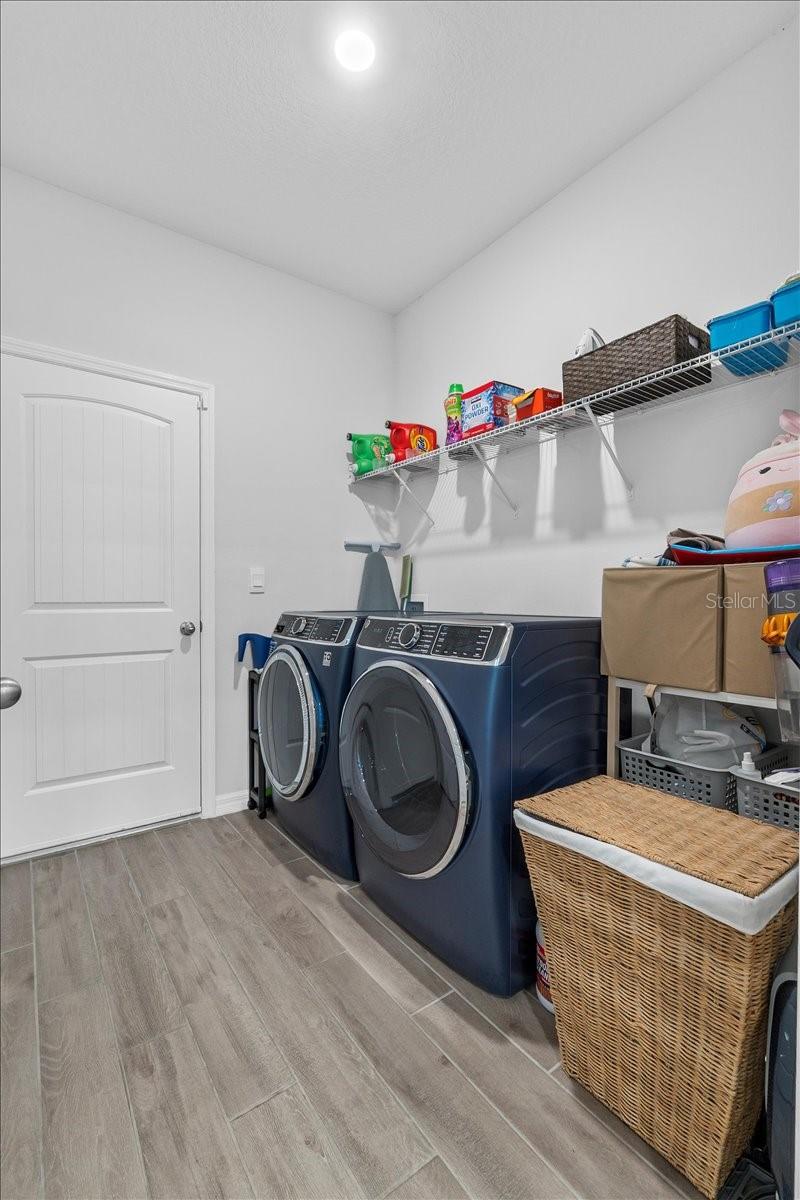 Image 38 of 49 For 3581 Keyworth Street