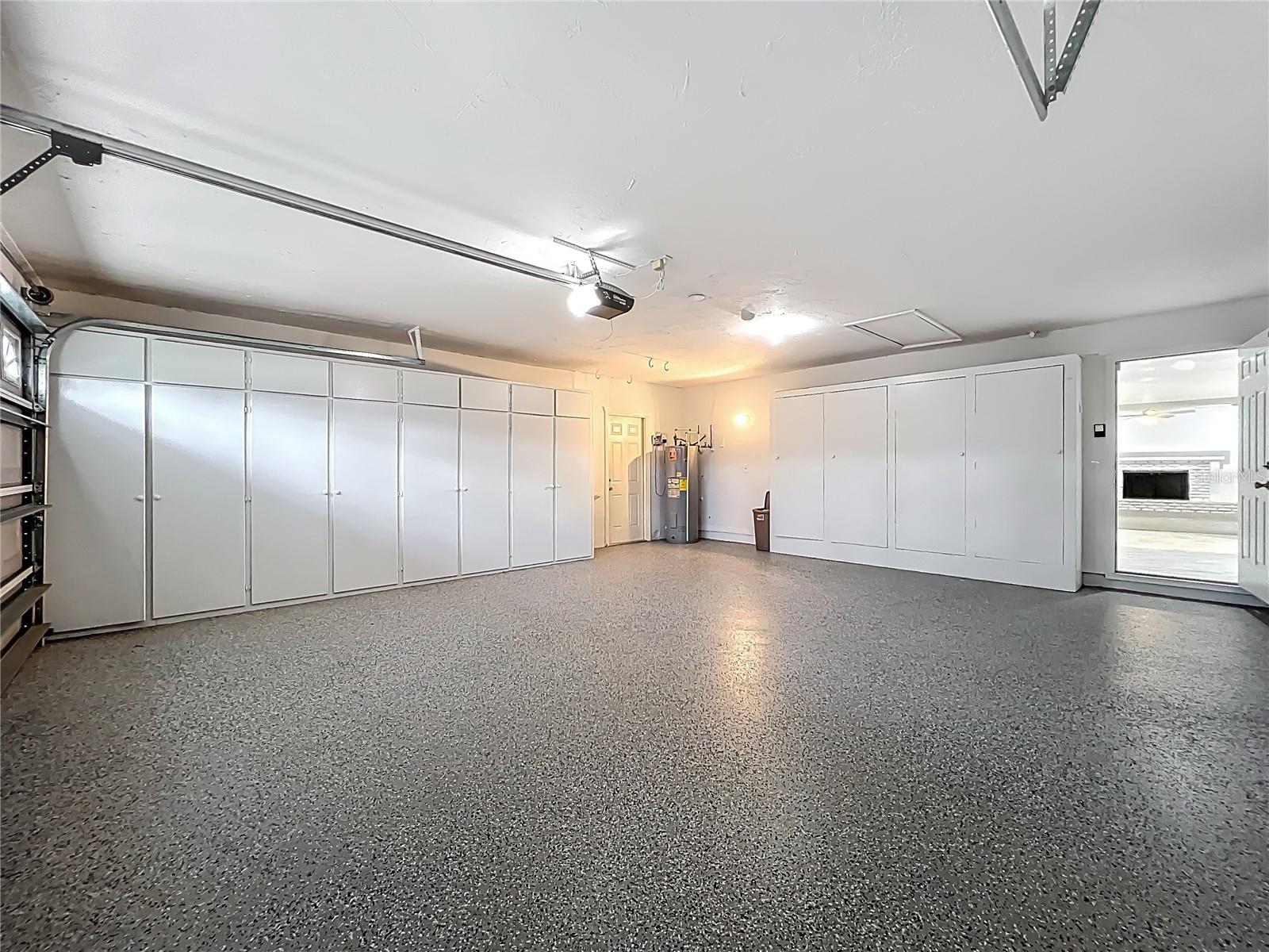 Image 66 of 75 For 4423 Real Court