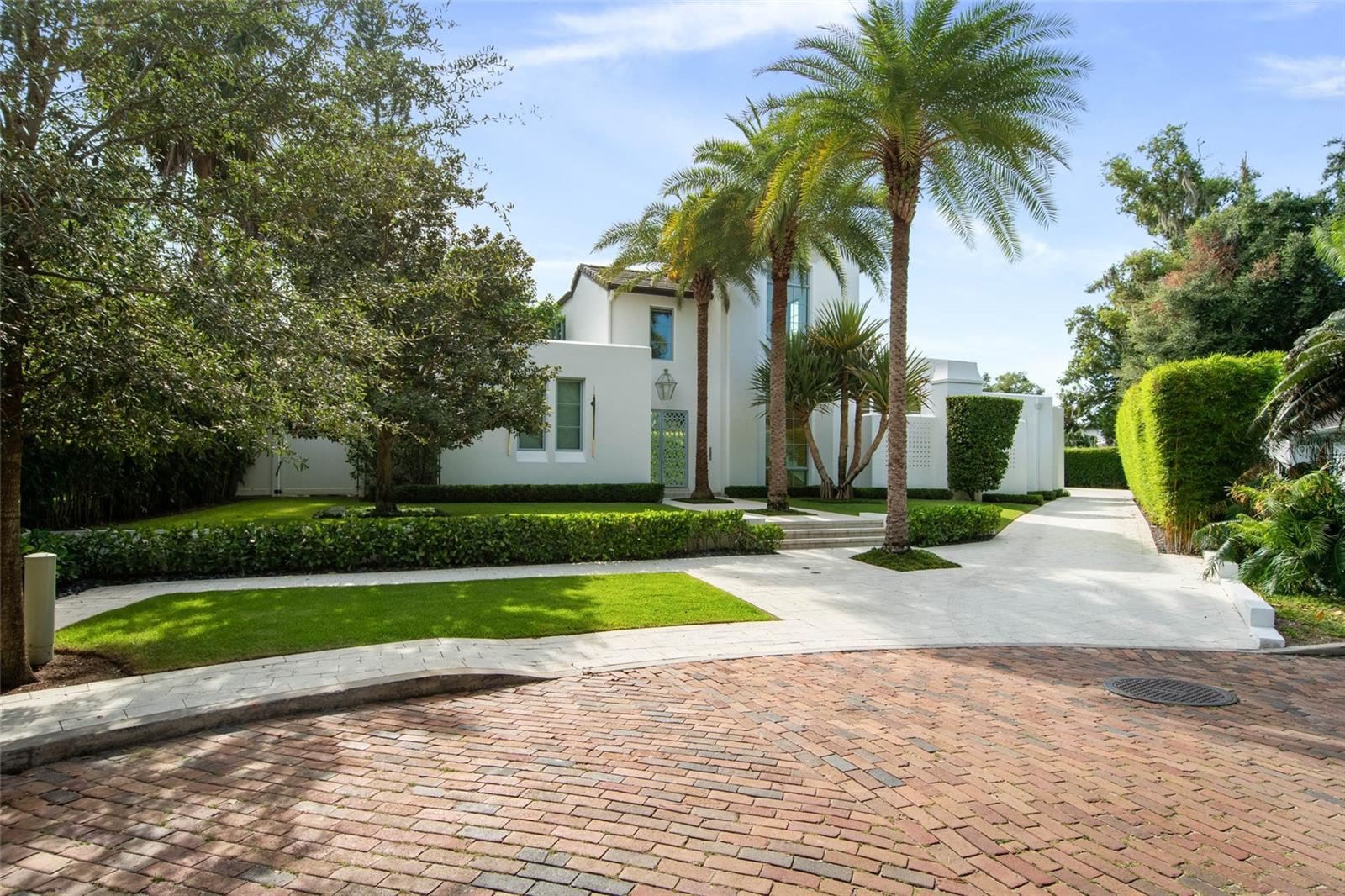 Image 2 of 64 For 1161 Valencia Avenue